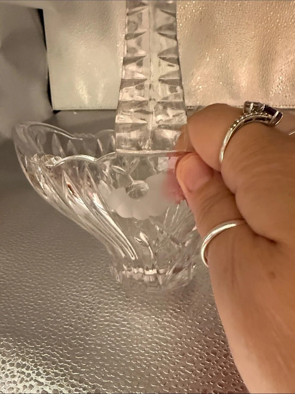 Vintage stunning Princess House Heritage Romance Collection Glass Basket